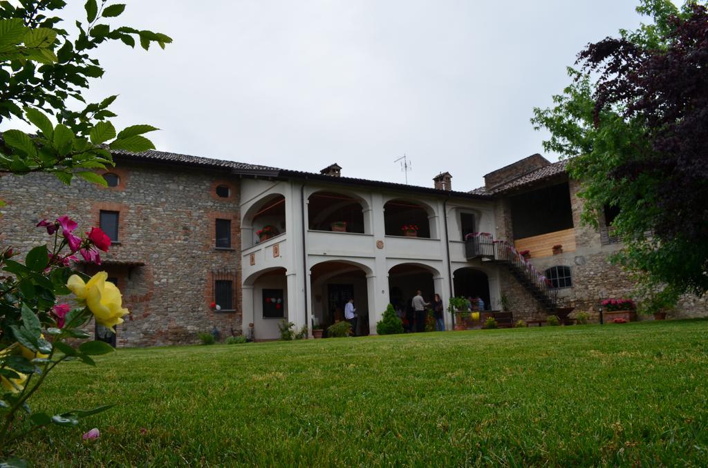 La Residenza Piacentina Bed & Breakfast Vigolzone Exterior photo